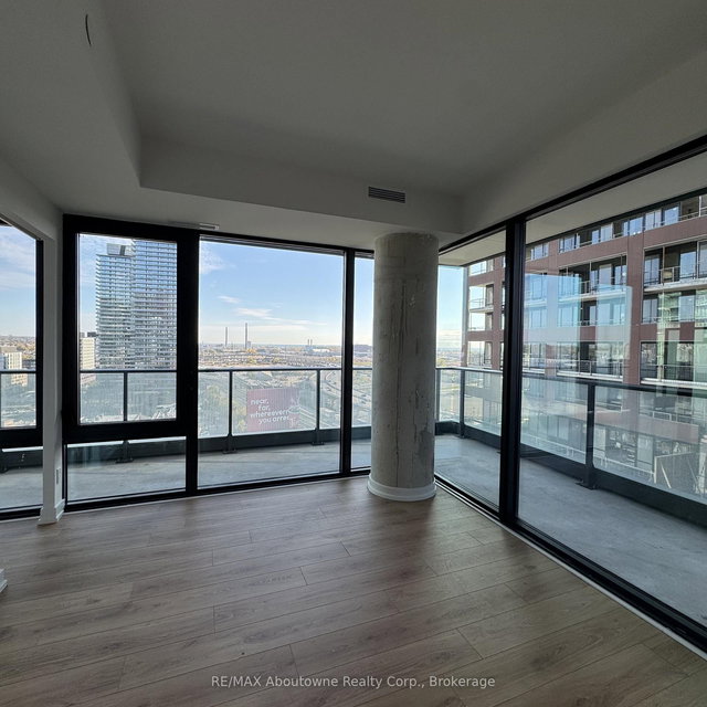 1602 - 35 Parliament Street