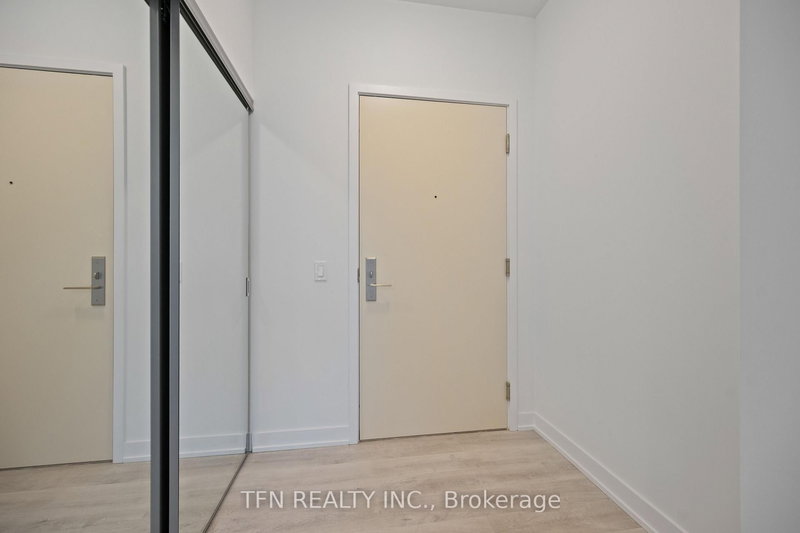 306 - 15 Richardson St, Toronto, M5A 0Y5 | Image 3