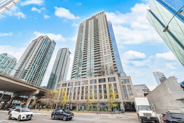 3112 - 18 Yonge Street