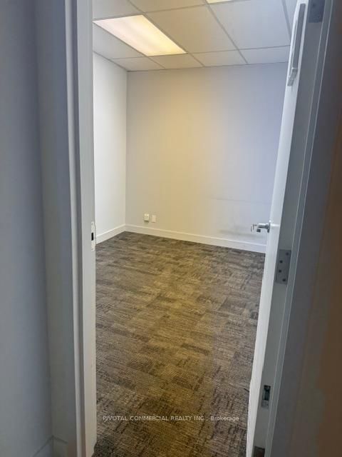 250 Eglinton Avenue W, Unit 200 - Photo 9