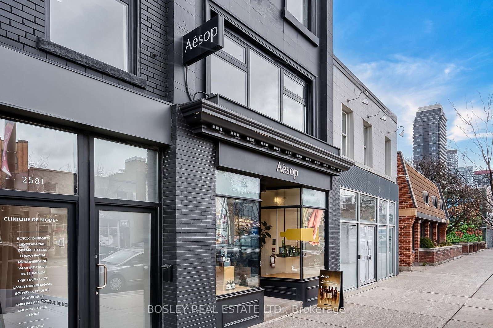 2579 Yonge Street - Photo 2