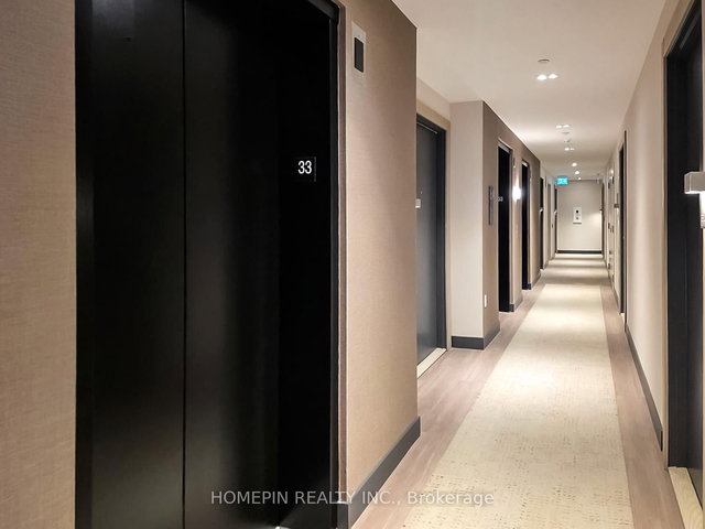 S3305 - 8 Olympic Garden Dr. Drive S