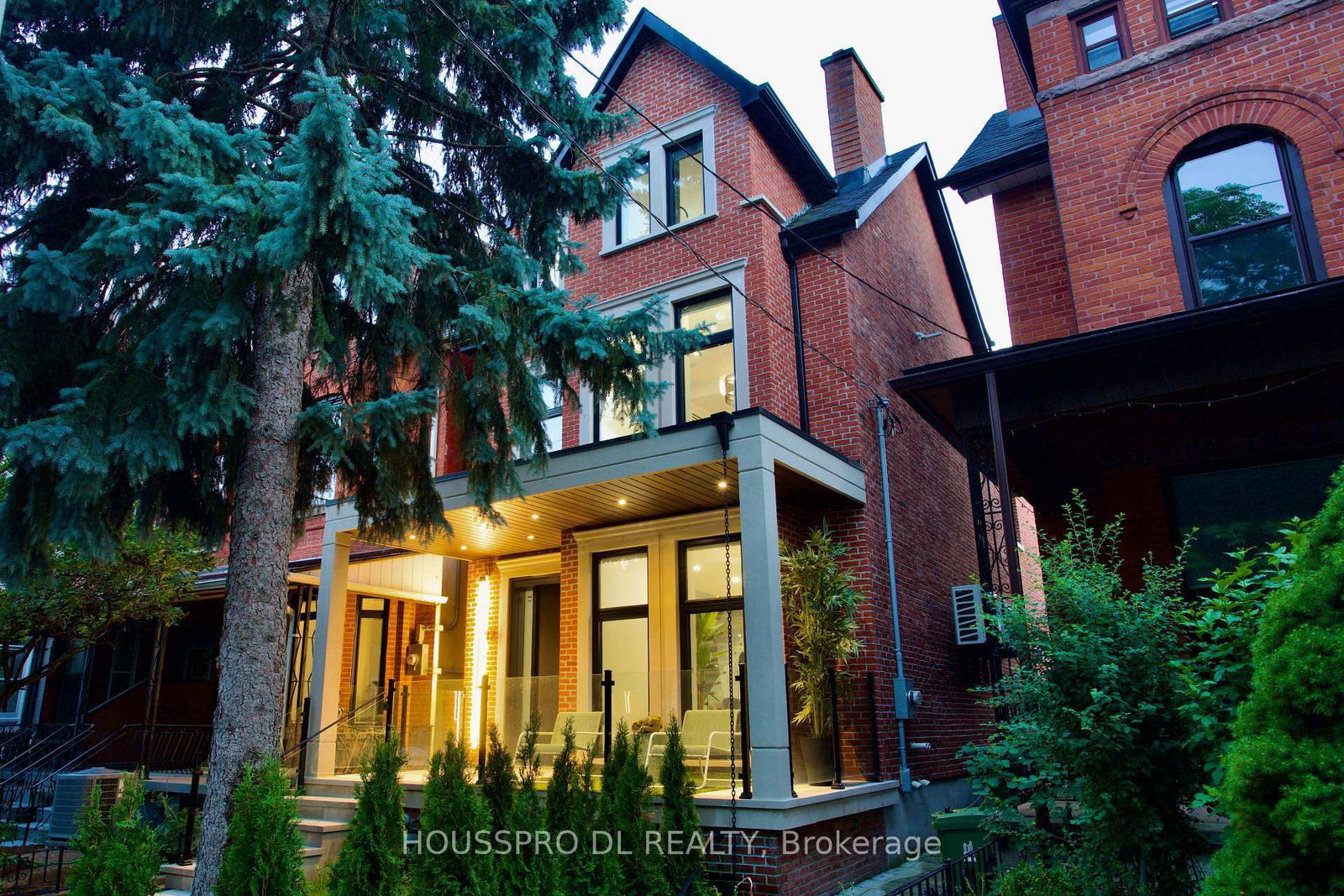 Listing Image 4
