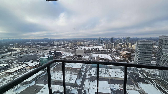 4111 - 325 Yorkland Boulevard