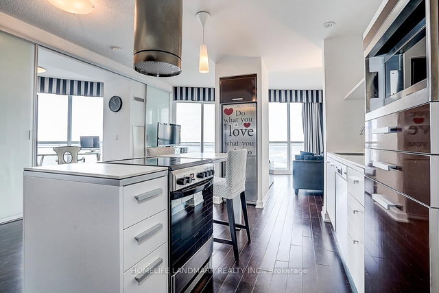 1912 - 38 Dan Leckie Way