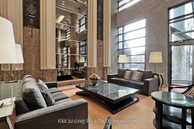 1109 - 1001 Bay Street