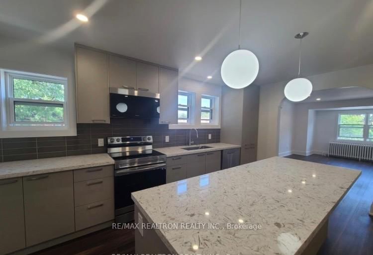 (MAIN) - 1182 Avenue Rd, Toronto, M5N 2E8 | Image 2