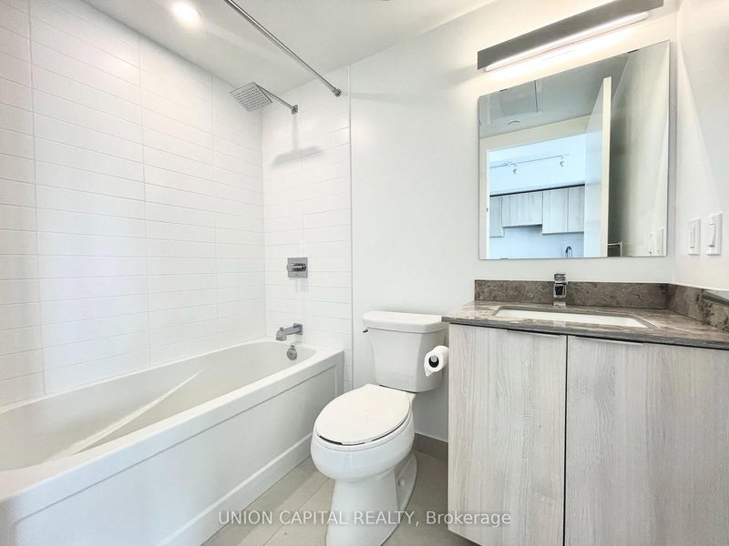 2306 - 501 Yonge St, Toronto, M4Y 1Y4 | Image 2