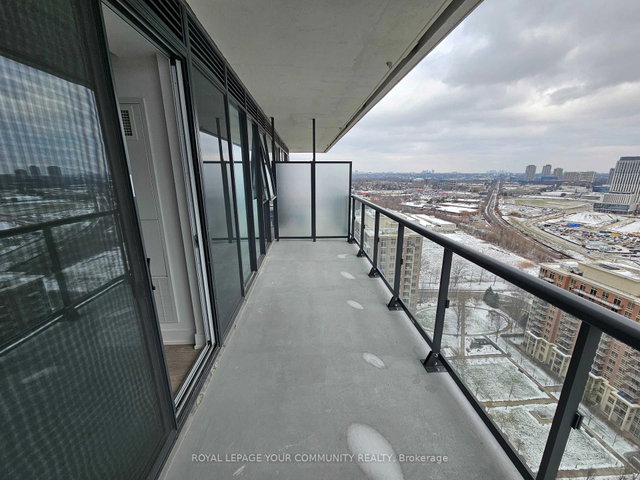2305 - 10 Inn On The Park Drive