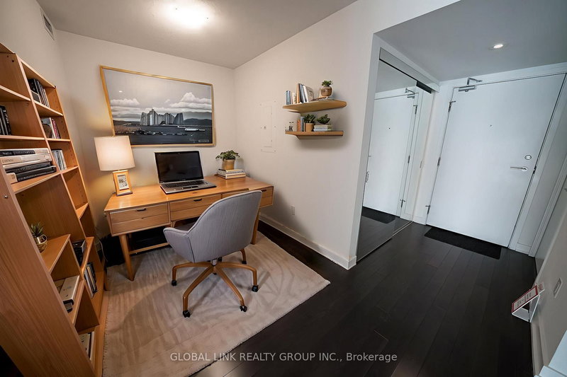 915 - 121 Mcmahon Dr, Toronto, M2K 0C1 | Image 2