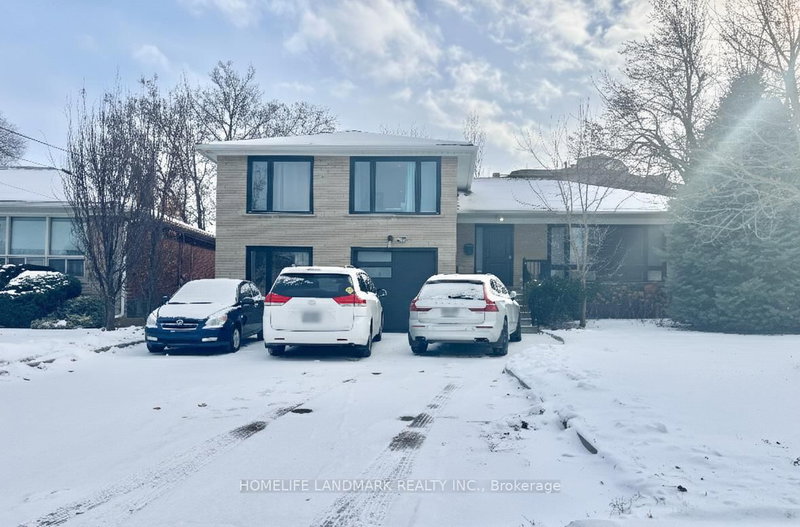 Main - 159 Cocksfield Ave, Toronto, M3H 3T4 | Image 2