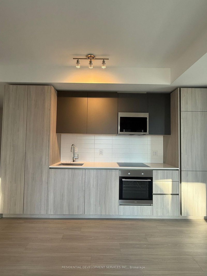 3012 - 8 Widmer St, Toronto, M5V 0W6 | Image 2