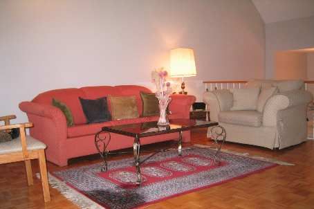 94 Dutch Myrtle Way, Toronto, M3B3K8 | Image 2