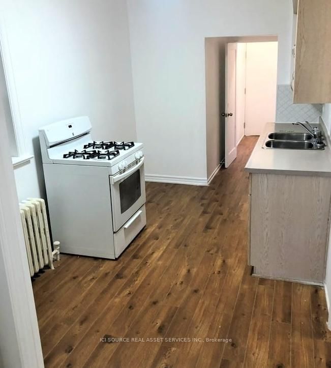 Semi-Detached House for lease at 1-148 Brunswick Avenue, Toronto, Ontario, M5S 2M2 - University - MLS: C12605914