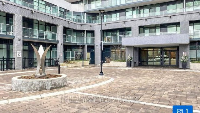 B-67 - 621 Sheppard Avenue E