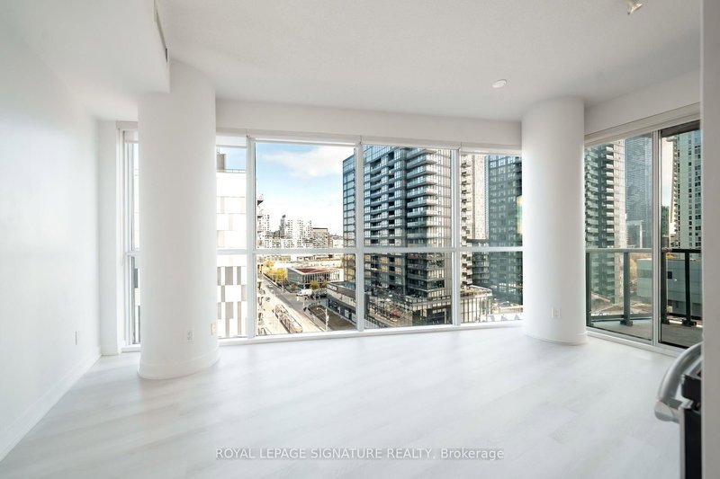 1106 - 20 Bruyeres Mews, Toronto, M5V 0G8 | Image 2