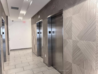Unit 605 — 15 Fort York Boulevard — photo 6