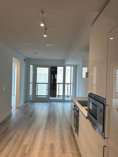 Unit 901 — 238 Simcoe Street — photo 4