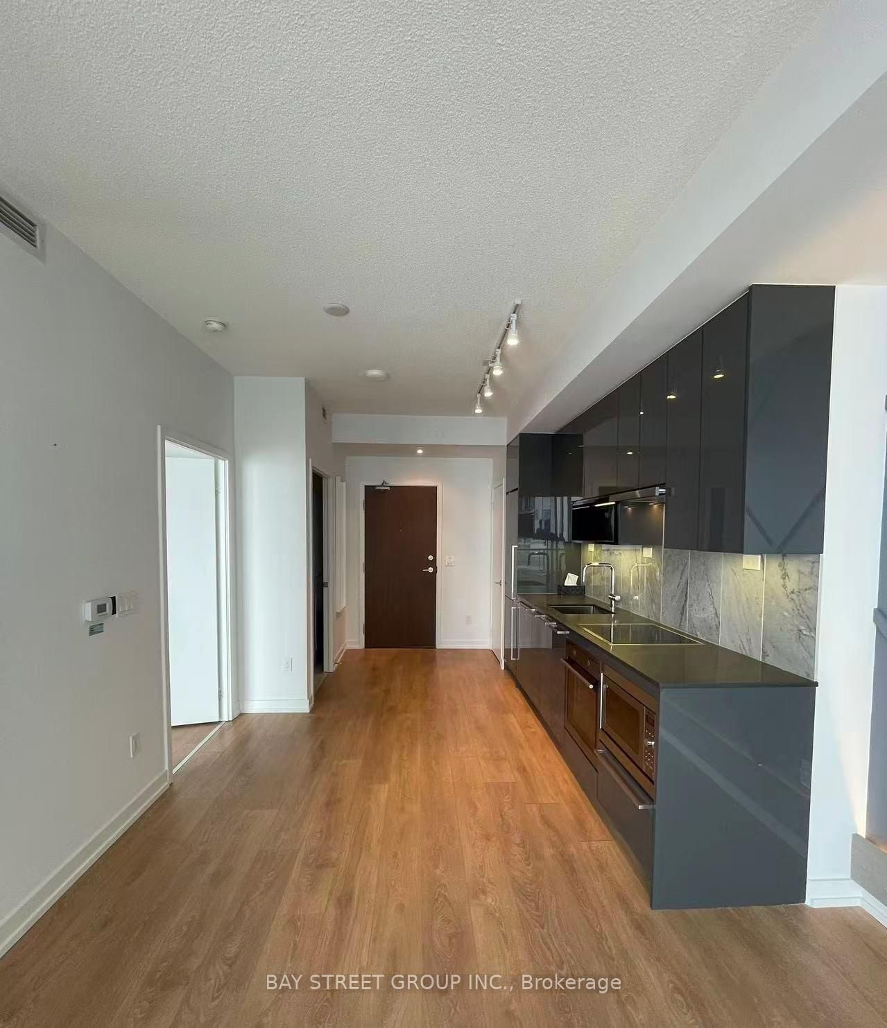 115 Mcmahon Drive, Unit 2706 - Photo 6