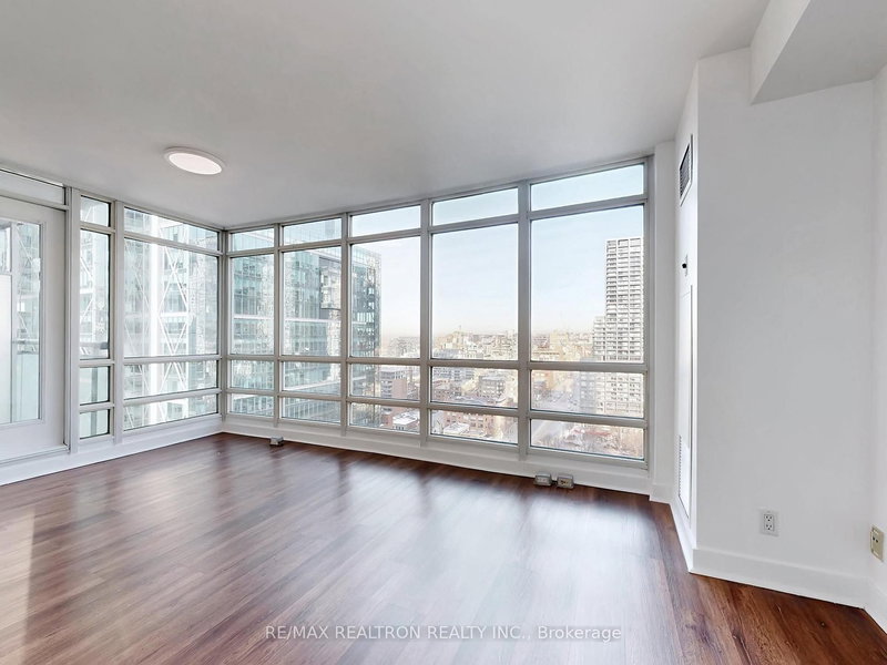 2706 - 397 Front St W, Toronto, M5V 3S1 | Image 3