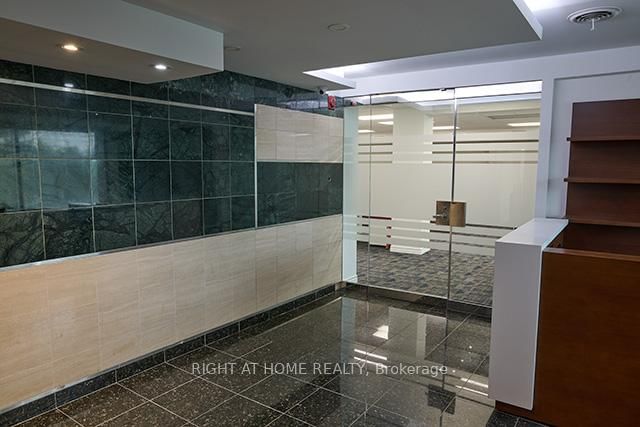 170 Sheppard Avenue E, Unit 500