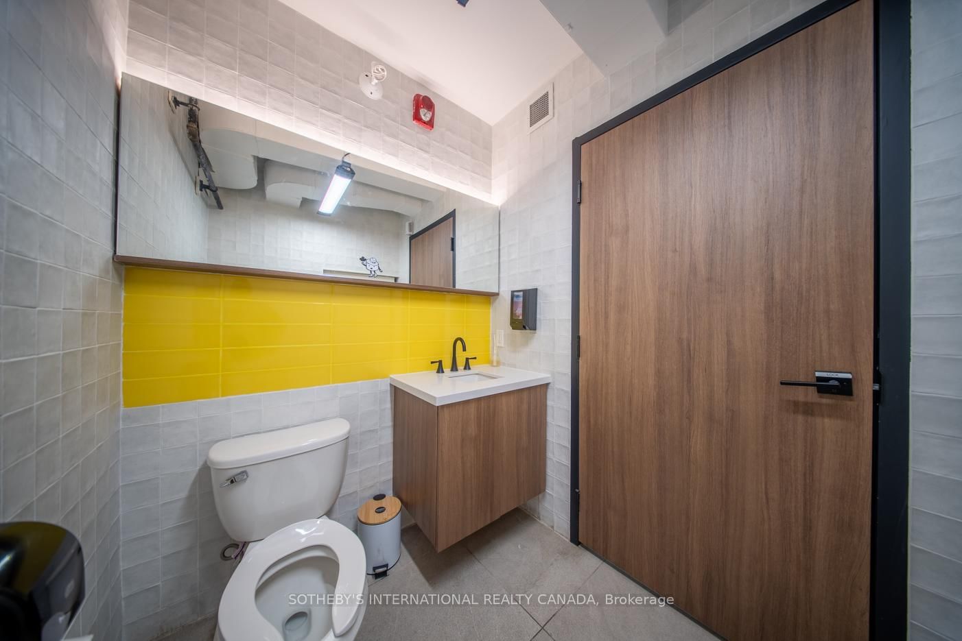 31 Elm Street - Photo 15