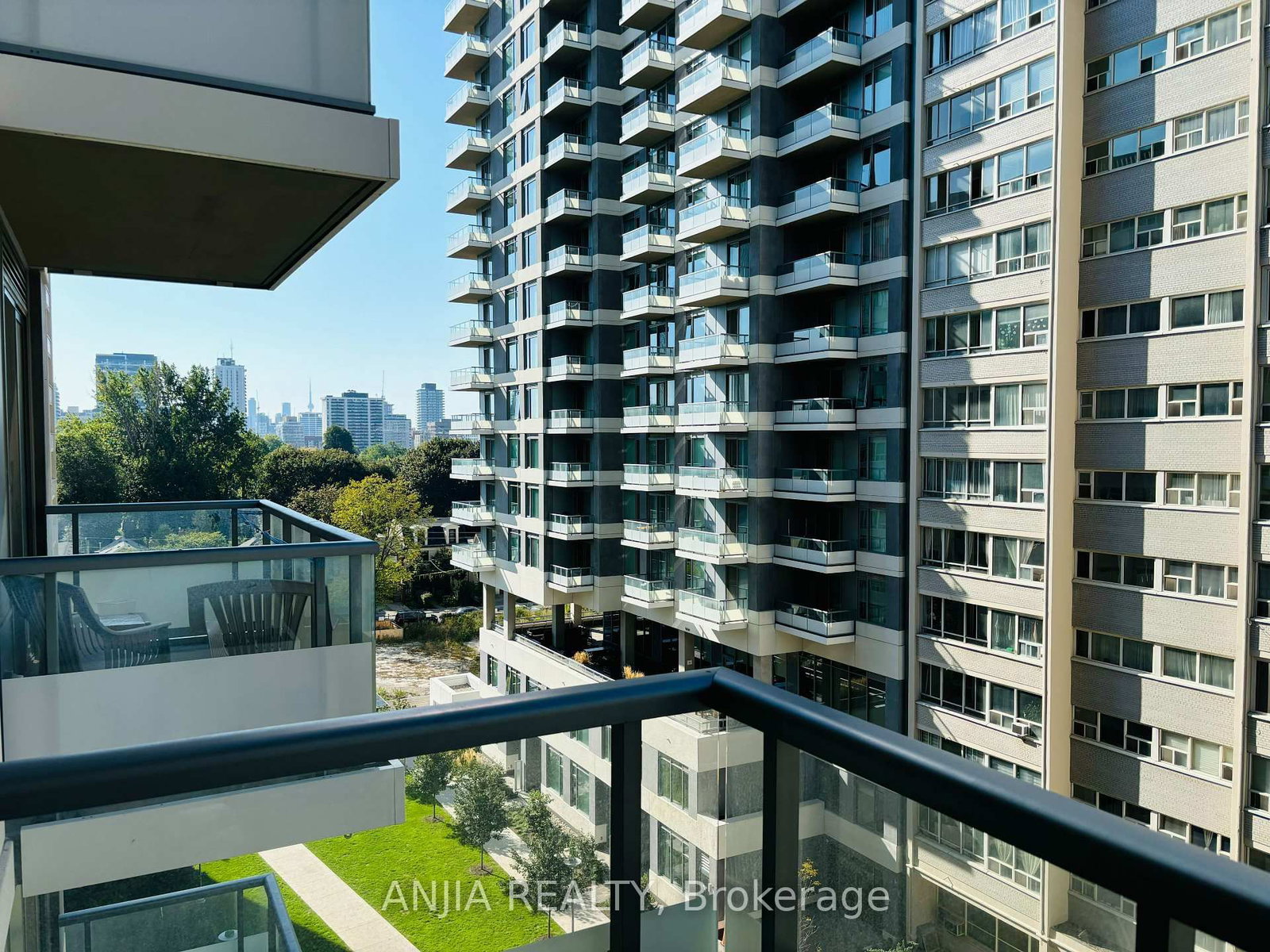50 Dunfield Avenue, Unit 615 - Photo 10