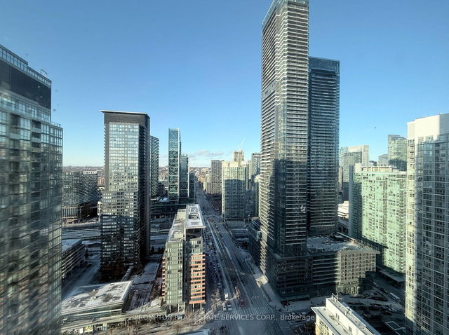 4206 - 11 Brunel Court