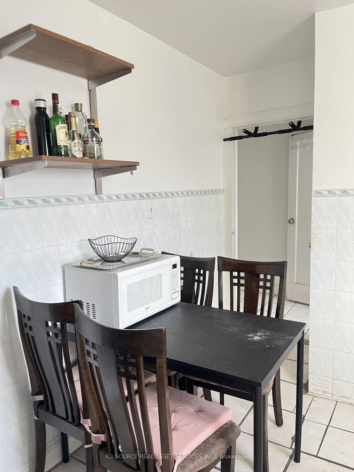 Semi-Detached House for lease at 2-56 Markham Street, Toronto, Ontario, M6J 2G5 - Trinity-Bellwoods - MLS: C12629582