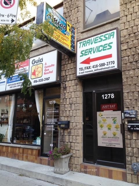 3rd floor - 1278 Dundas Street W