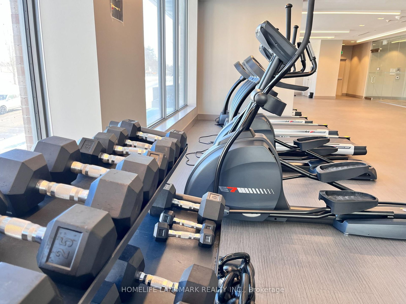 Condo for lease at 412-32 Forest Manor Road, Toronto, Ontario, M2J 1M1 - Henry Farm - MLS: C12633566