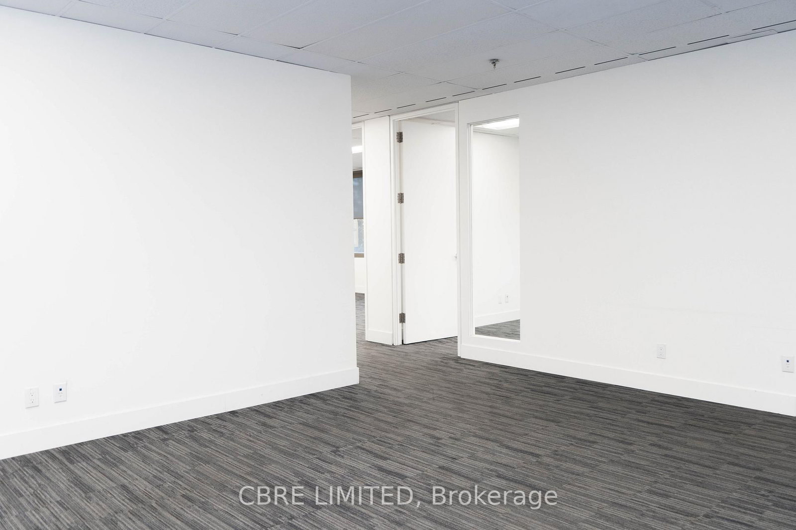 40 Sheppard Avenue W, Unit Unit 200 - Photo 12