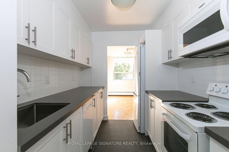 802 - 490 Eglinton Ave E, Toronto, M4P 1M4 | Image 3