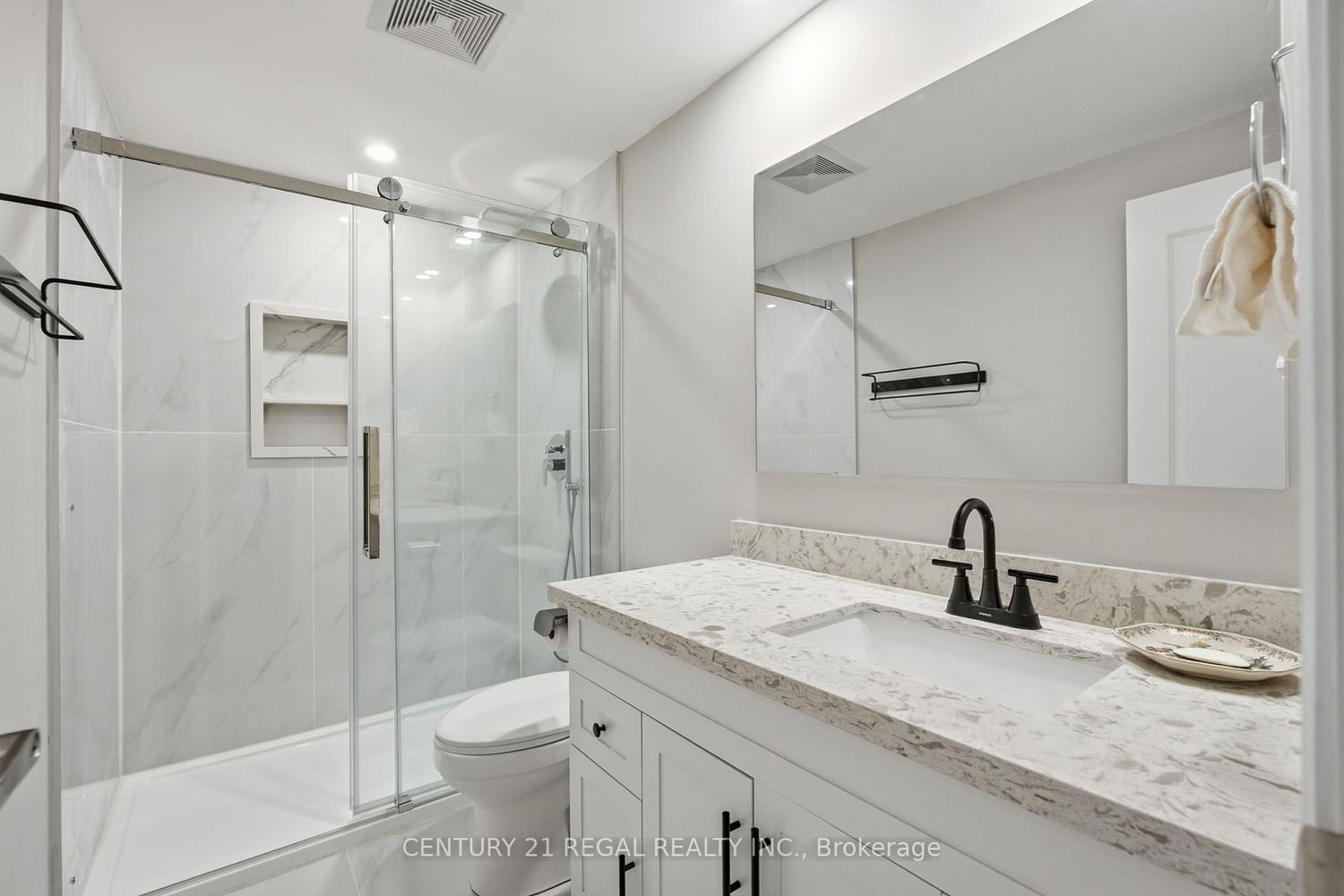 Townhouse for sale at 24 Rock Fern Way, Toronto, Ontario, M2J 4N2 - Don Valley Village - MLS: C12634814