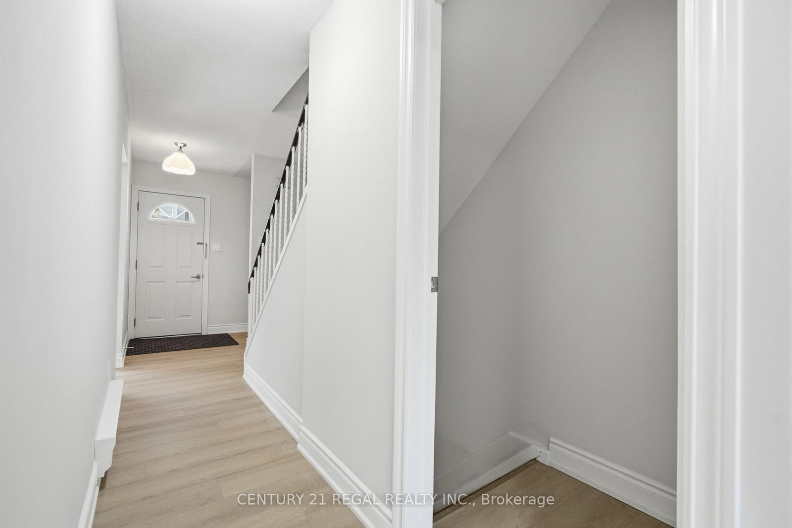 Townhouse for sale at 24 Rock Fern Way, Toronto, Ontario, M2J 4N2 - Don Valley Village - MLS: C12634814