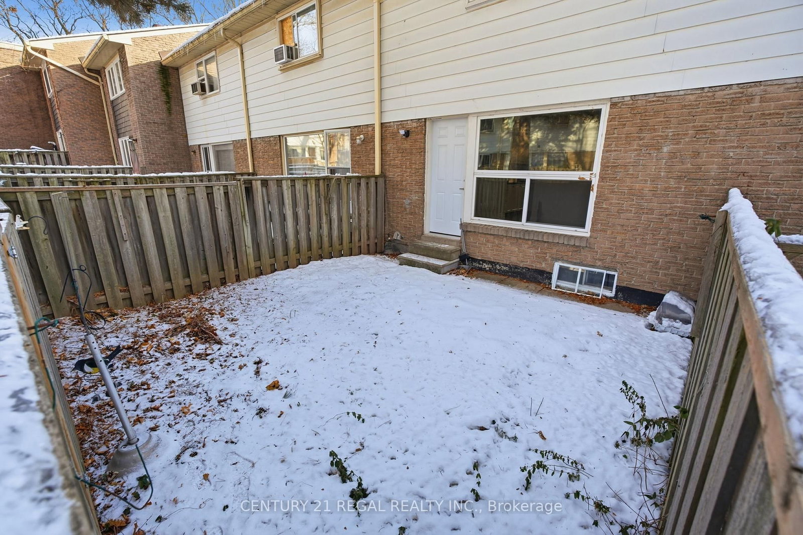 Townhouse for sale at 24 Rock Fern Way, Toronto, Ontario, M2J 4N2 - Don Valley Village - MLS: C12634814