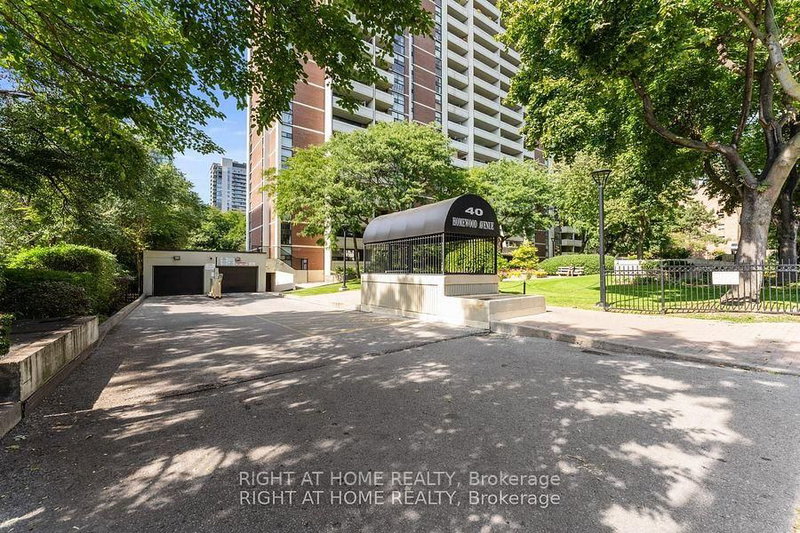 2201 - 40 Homewood Ave, Toronto, M4Y 2K2 | Image 3