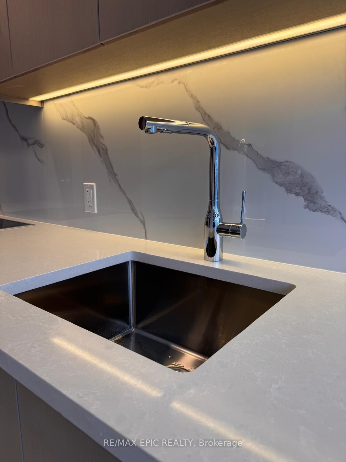 1 Concord Cityplace Way, Unit 1611 - Photo 10