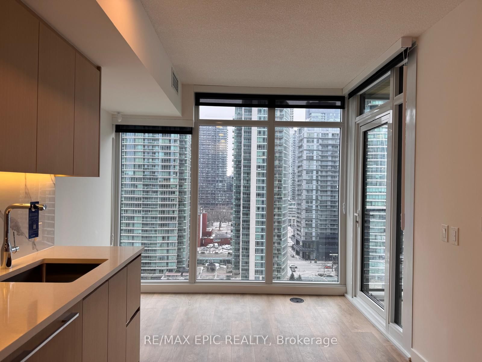 1 Concord Cityplace Way, Unit 1611 - Photo 12