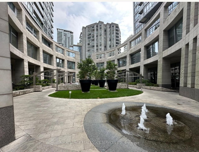 2804 - 2191 Yonge Street