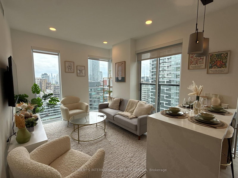 804 - 200 Redpath Ave, Toronto, M4P 0E6 | Image 2