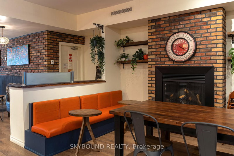 Retail Unit - 1116 Eglinton Ave W, Toronto, M6C 2E2 | Image 3
