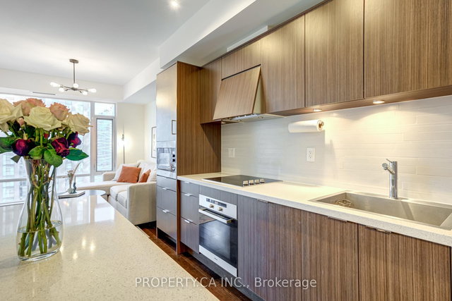 1908 - 21 Widmer Street