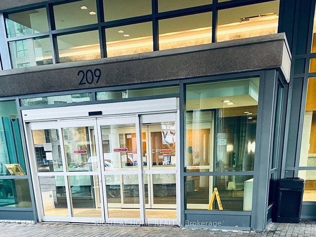 1158 - 209 Fort York Boulevard