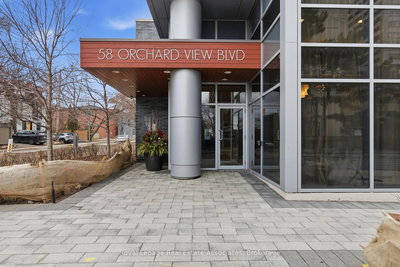 1606-58 Orchard View Boulevard, Toronto, Ontario image-0-1