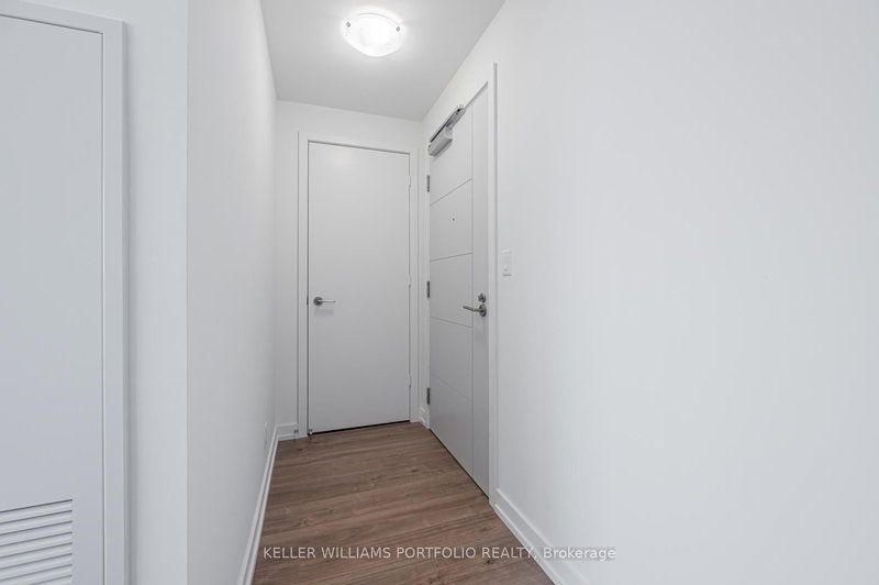 1702 - 203 College St, Toronto, M5T 0C8 | Image 2