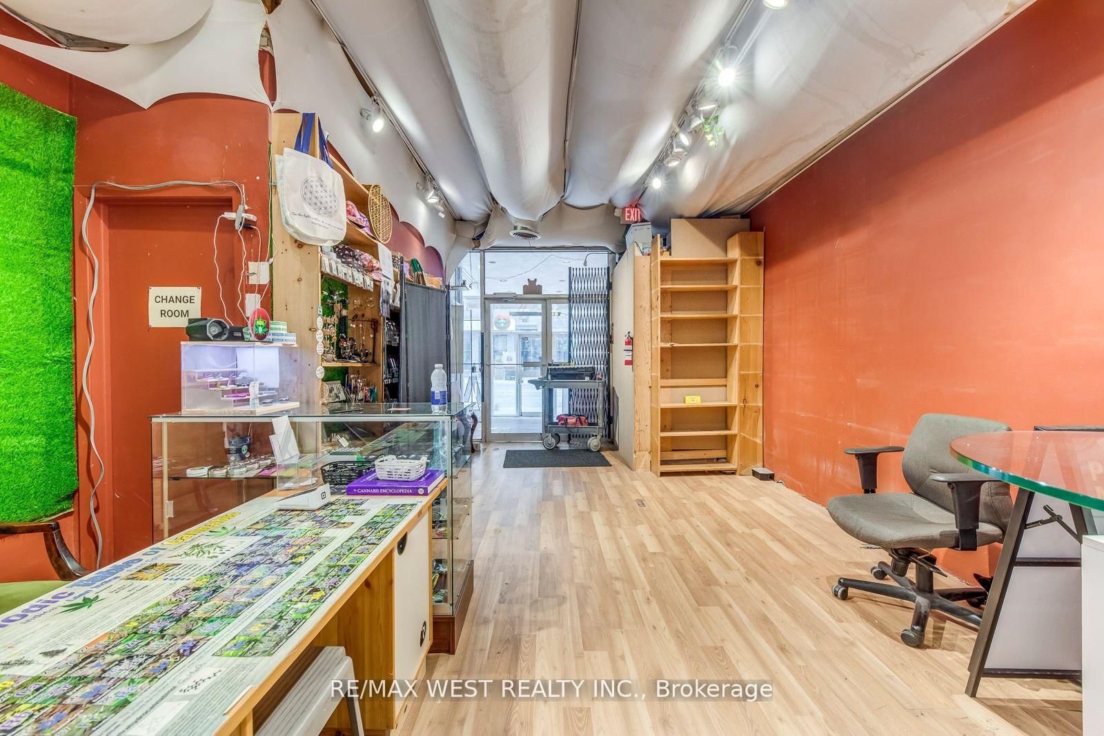 758 Bathurst Street - Photo 11