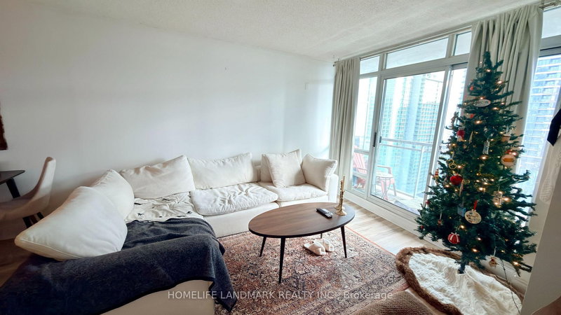 2612 - 397 Front St W, Toronto, M5V 3S1 | Image 2