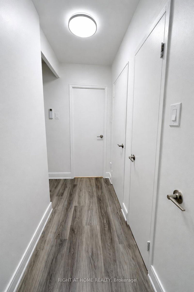 Room1