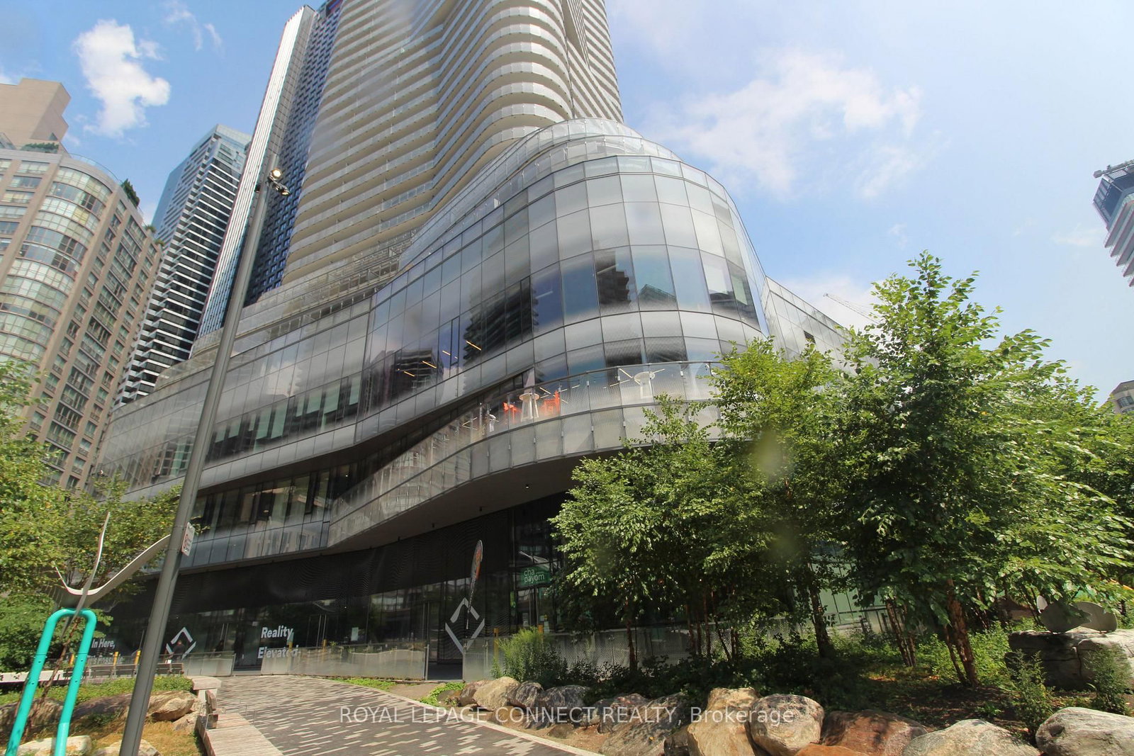 15 Wellesley Street W, Unit 324 - Photo 8